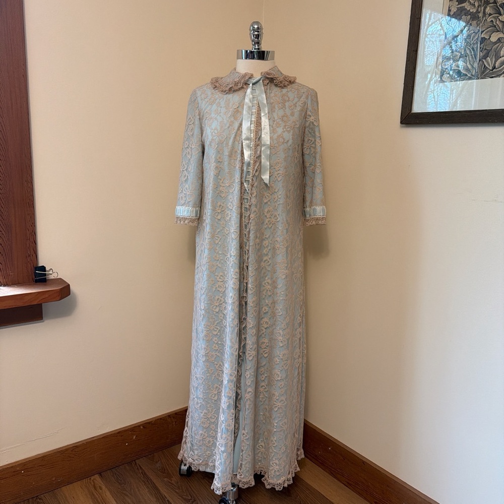 Vintage Odette Barsa Pale Blue Lace Overlay Gown S